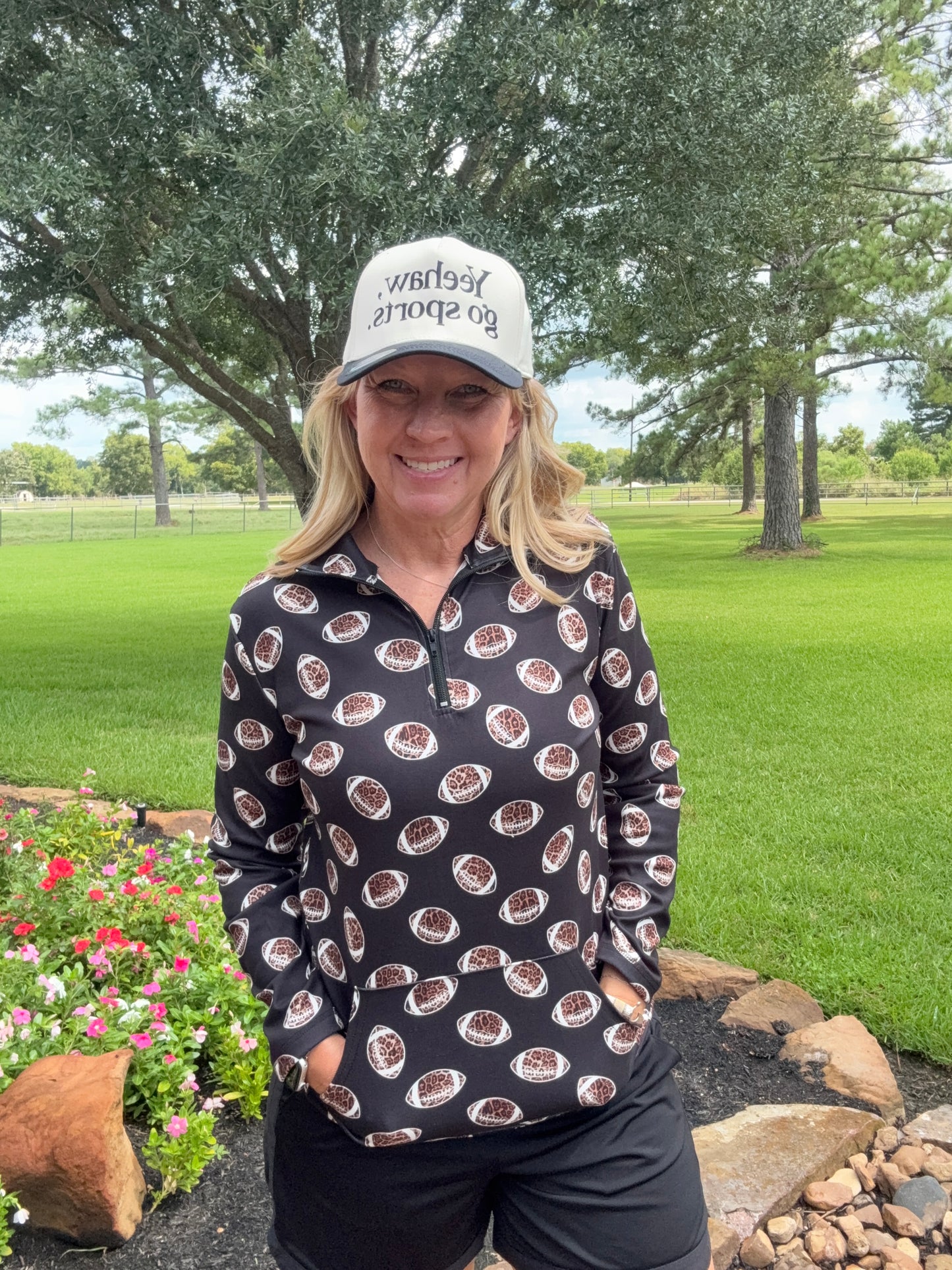 Girls of Fall Pullover