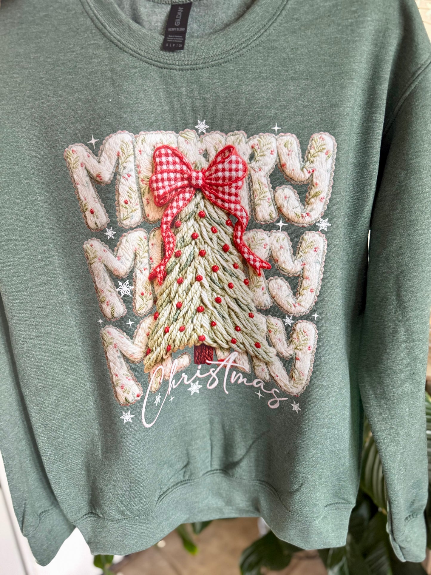 Faux Yarn Merry Christmas Crew