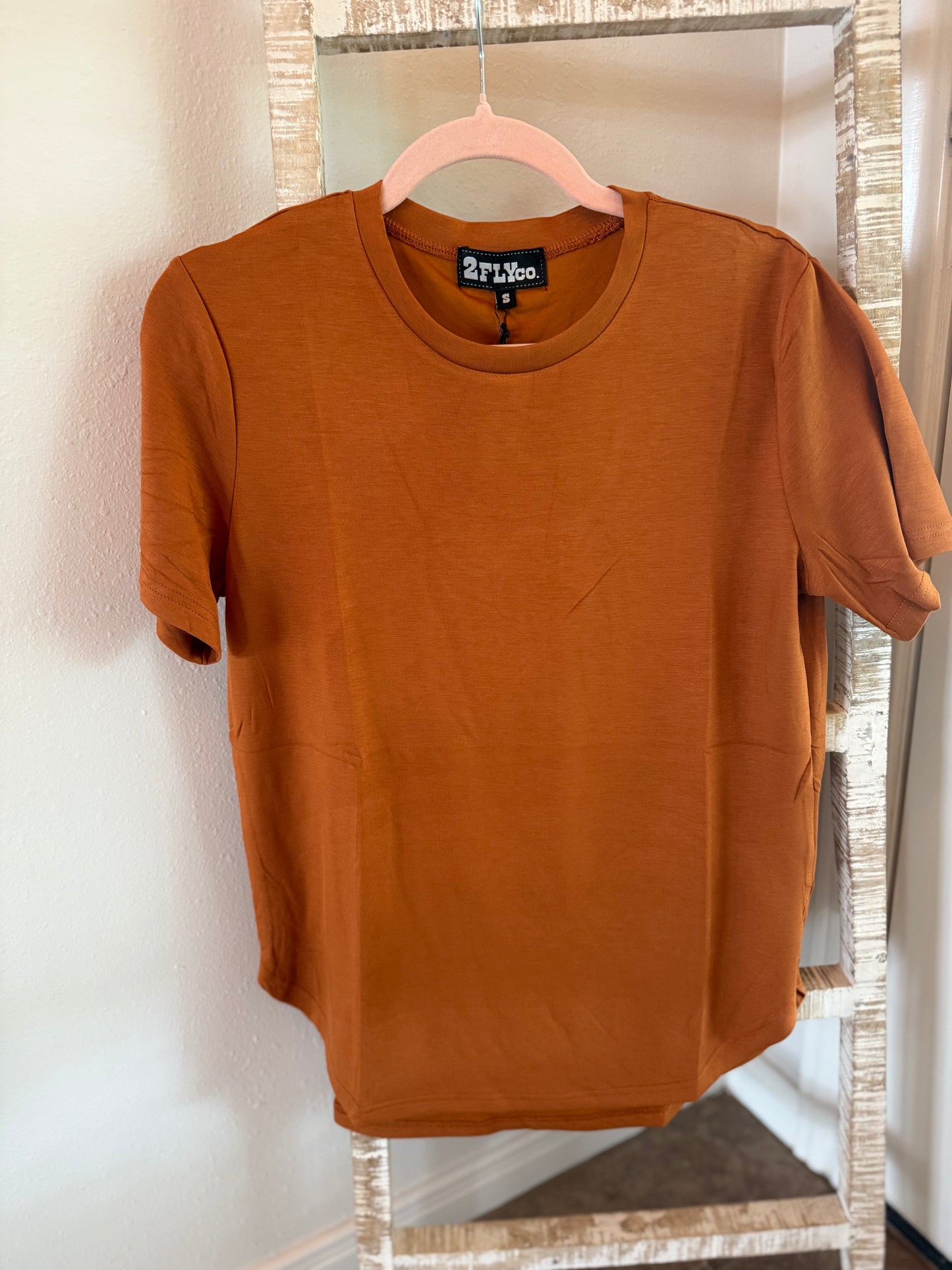 Cloud Basic Free Tee in Saddle