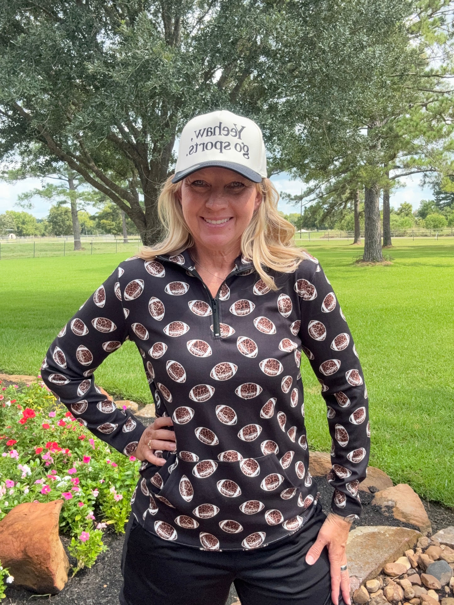 Girls of Fall Pullover